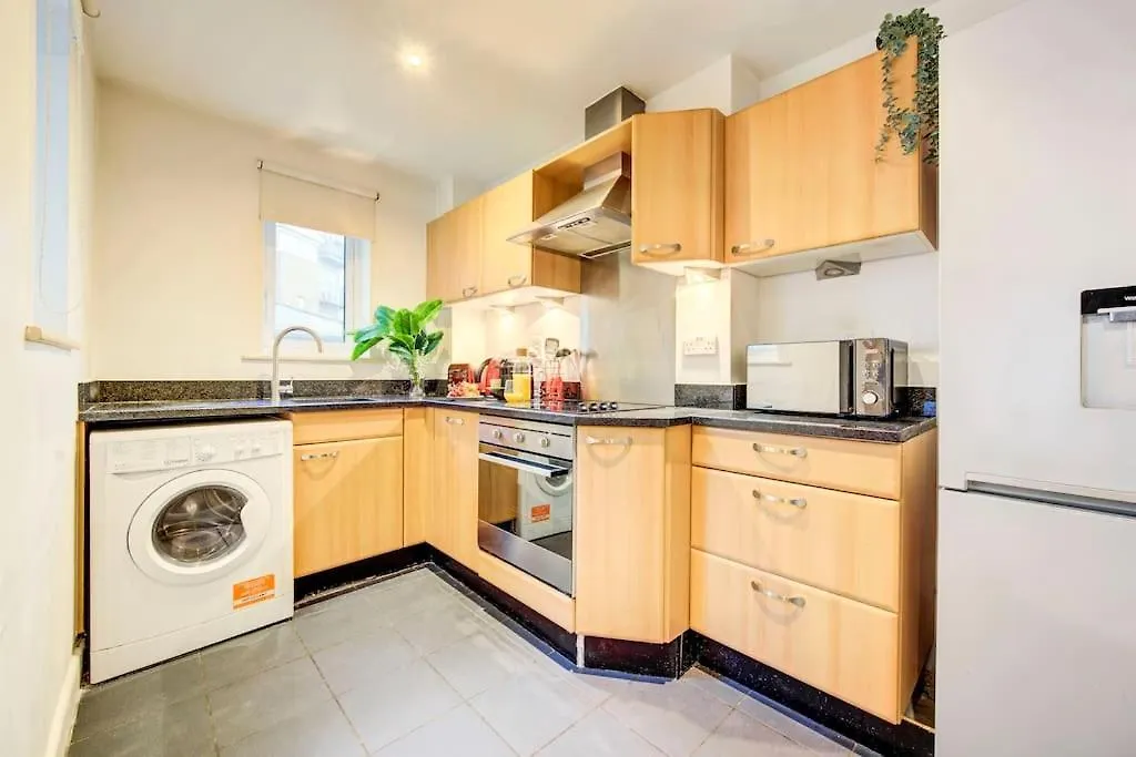 Tower Bridge Apartment London