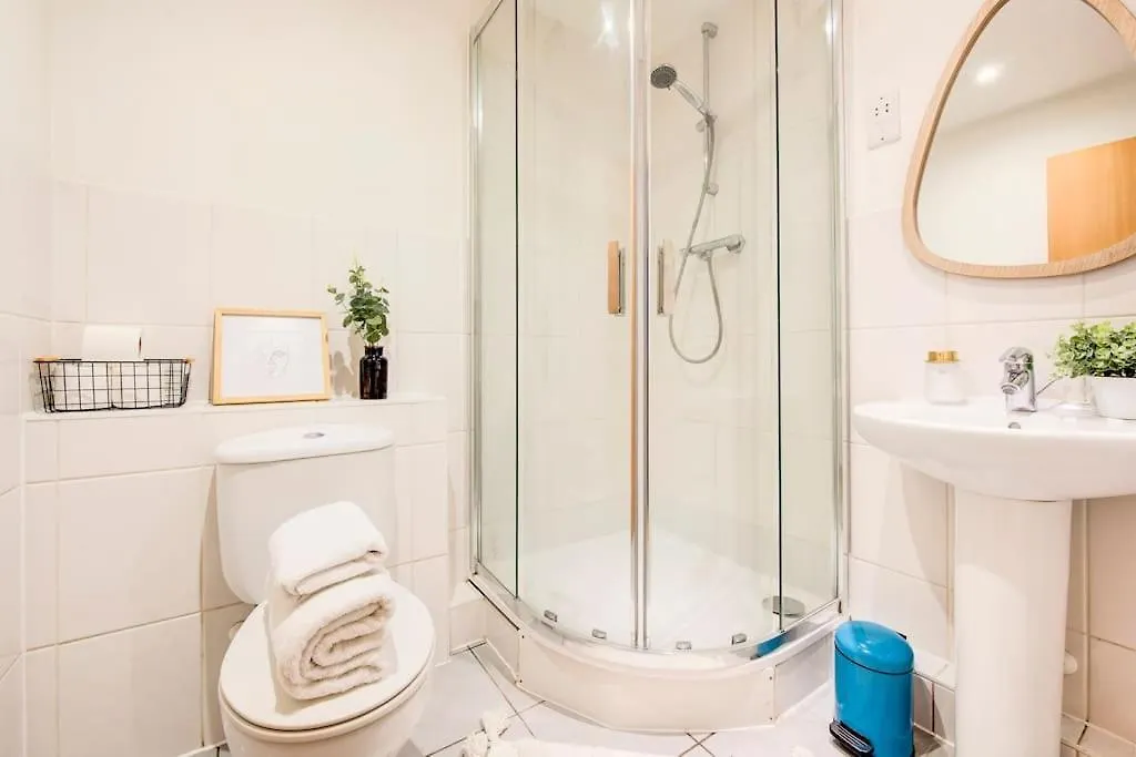 Tower Bridge Apartment London